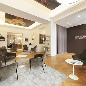 4* Hotel Dei Priori